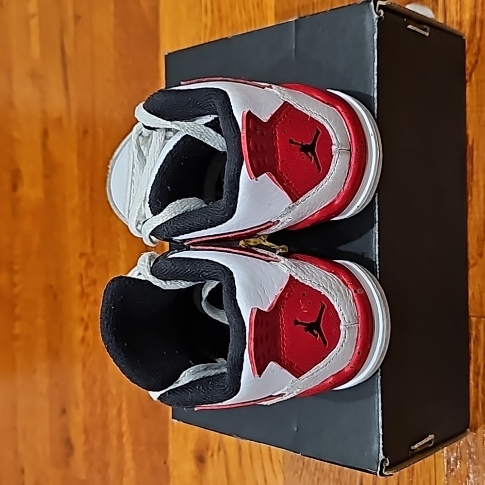 Jordan 4 Retro Red Cement - Picture 7 of 10